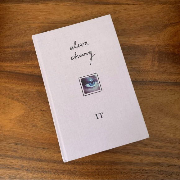 Alexa Chung It Hardcover Original Book - Picture 2 of 3